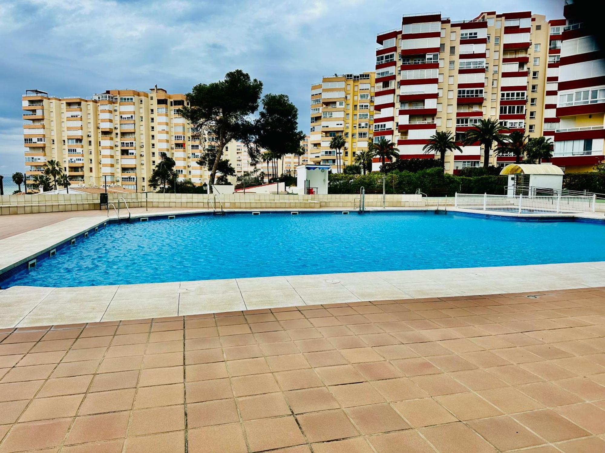 Modern Apartment Steps From The Beach Torrox Exterior photo